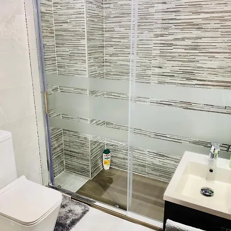 Apartment Lolf With Jacuzzi In *